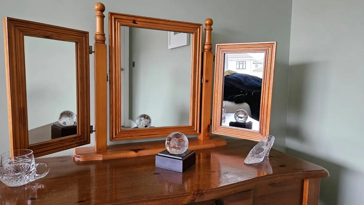 Dressing Table, Mirror and Stool : Solid Pine - Image 4