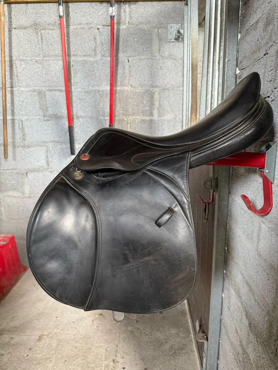 Prestige Meredith Saddle - Image 1