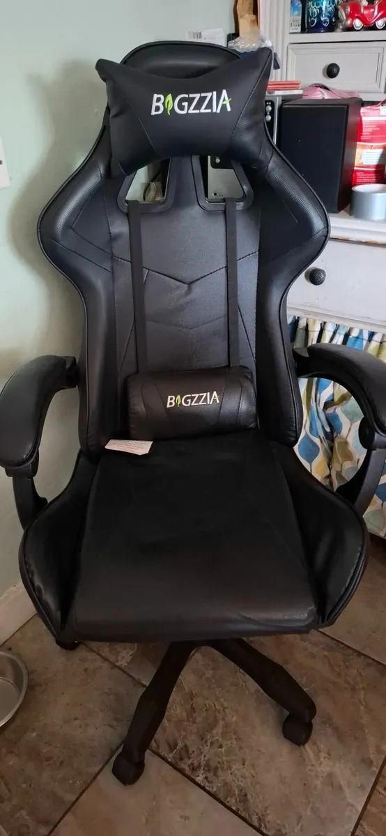 Gaming chair