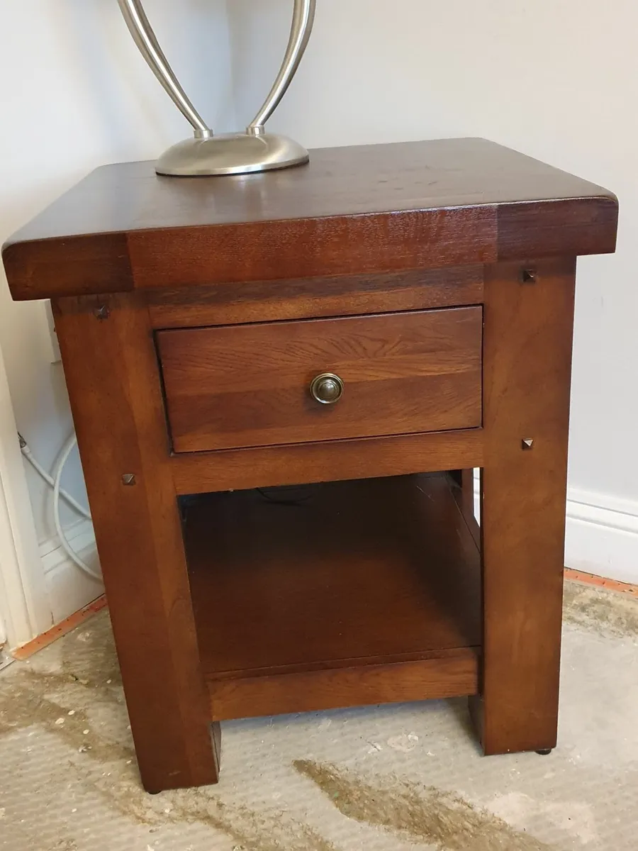 Small cabinet table with drawer - Image 1