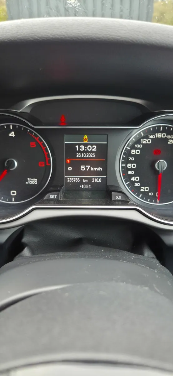 Audi A4 2012 - Image 1