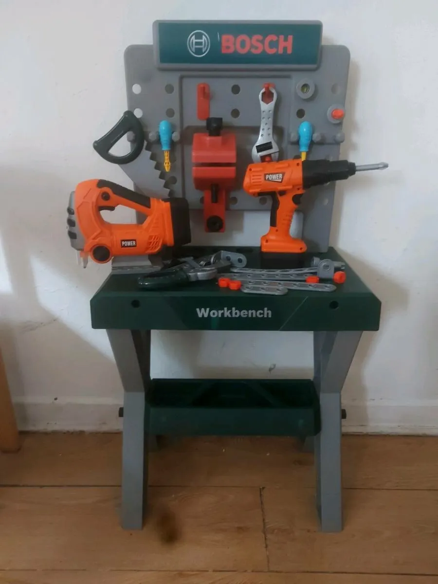 BOSCH WORK BENCH - Image 1