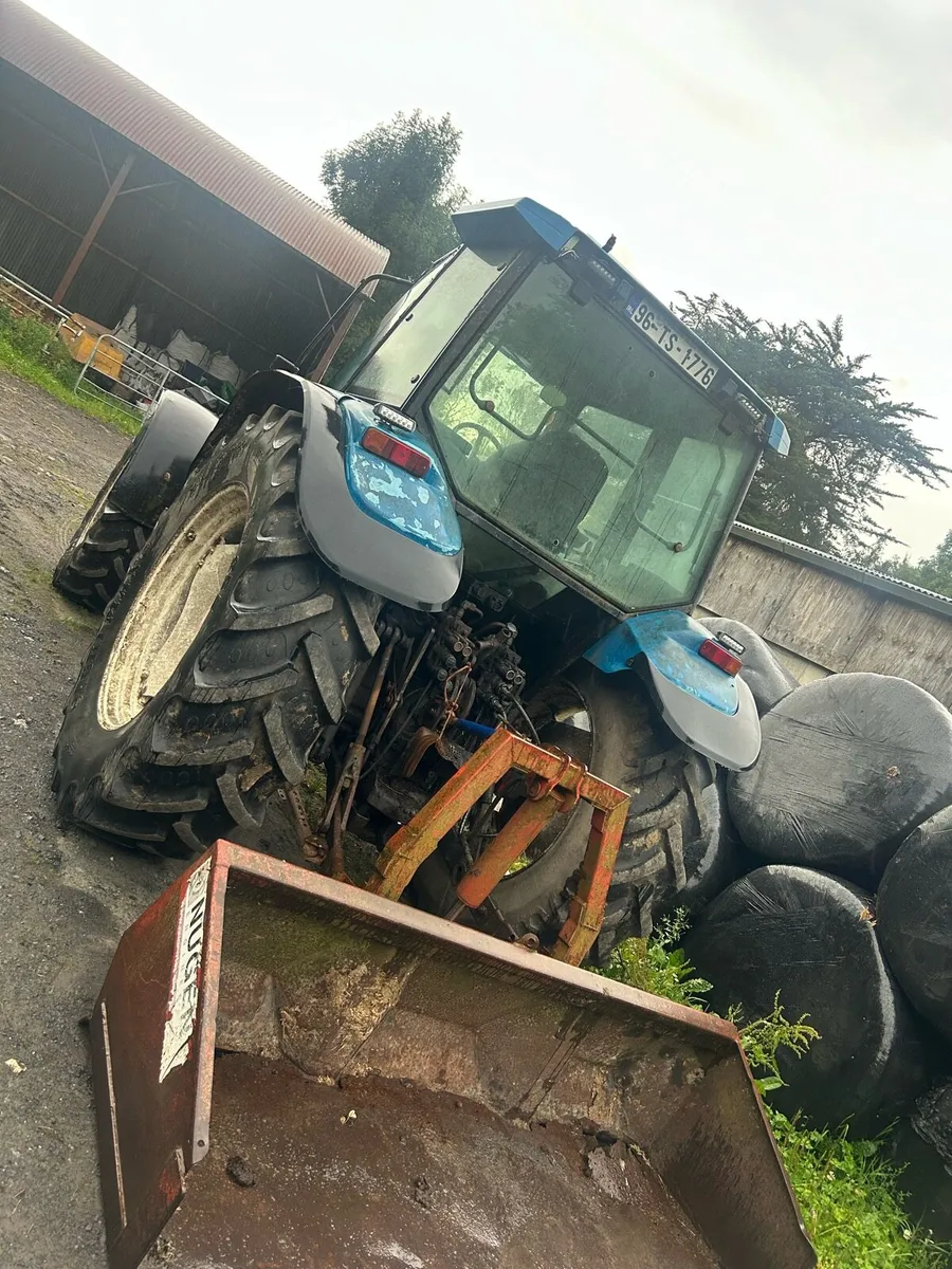 New Holland 7840 - Image 4