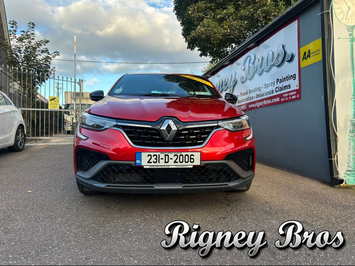 Renault Arkana RS LINE TCE 140 AUTO 5DR - Image 2