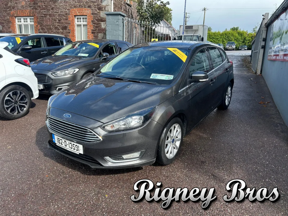 Ford Focus TITANIUM 1.0 125PS 6SPEED 4DR - Image 3