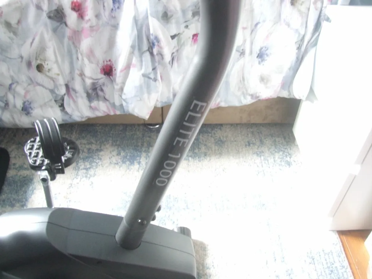exercise bike - Image 3