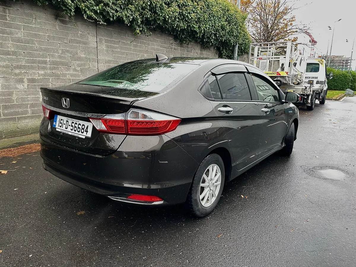 Honda Grace exclusive TOP spec - Image 3