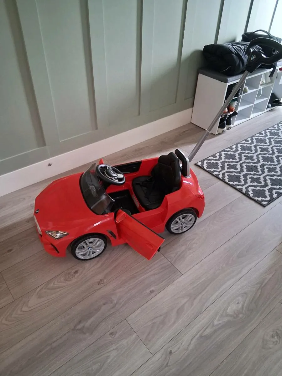 KIDS BMW PUSH-ALONG CAR - Image 3