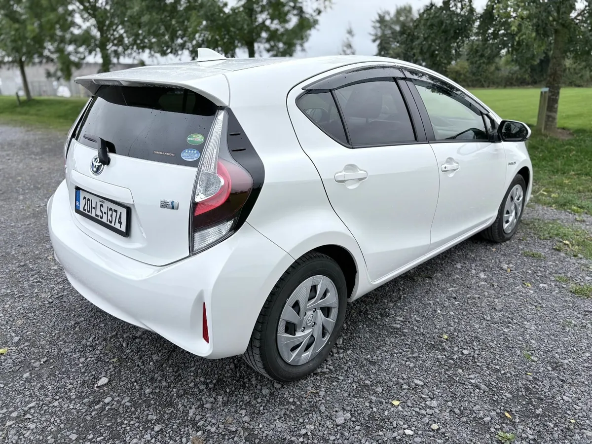 Toyota Aqua 2020 - Image 2