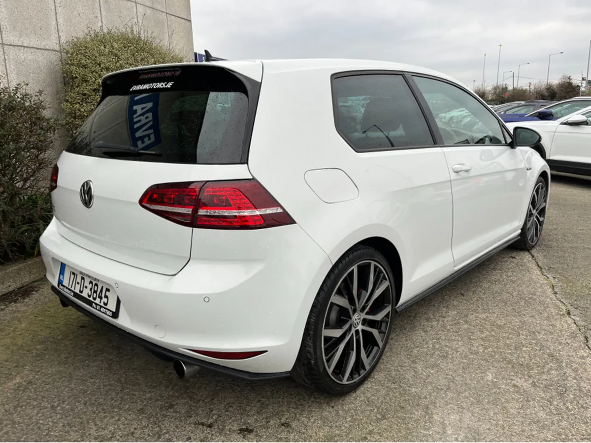 Volkswagen Golf GTI 3DR 2.0 TSI PETROL //MANUAL//S - Image 4