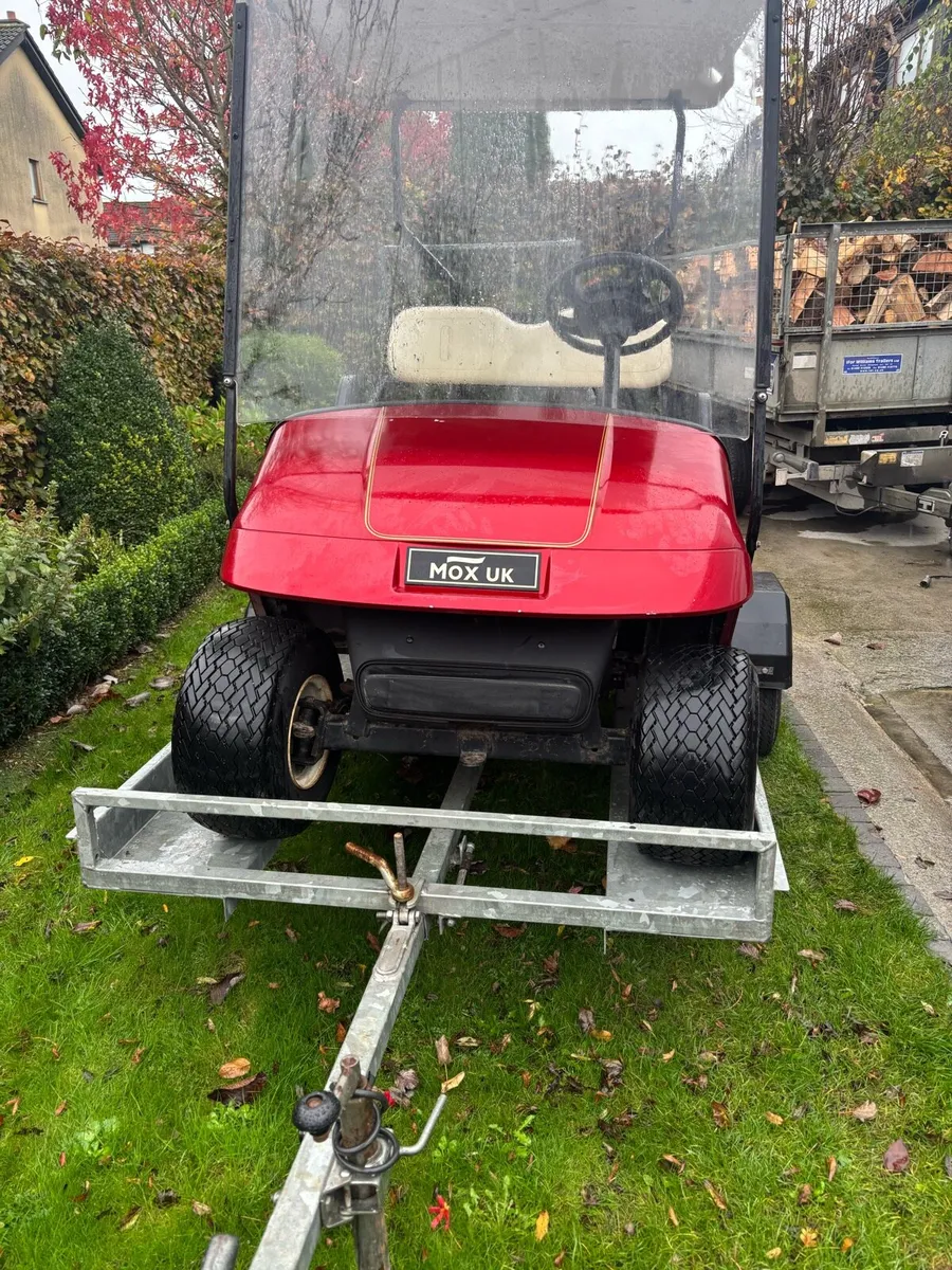 Ezgo golf electric buggy 2004 plus trailer - Image 2