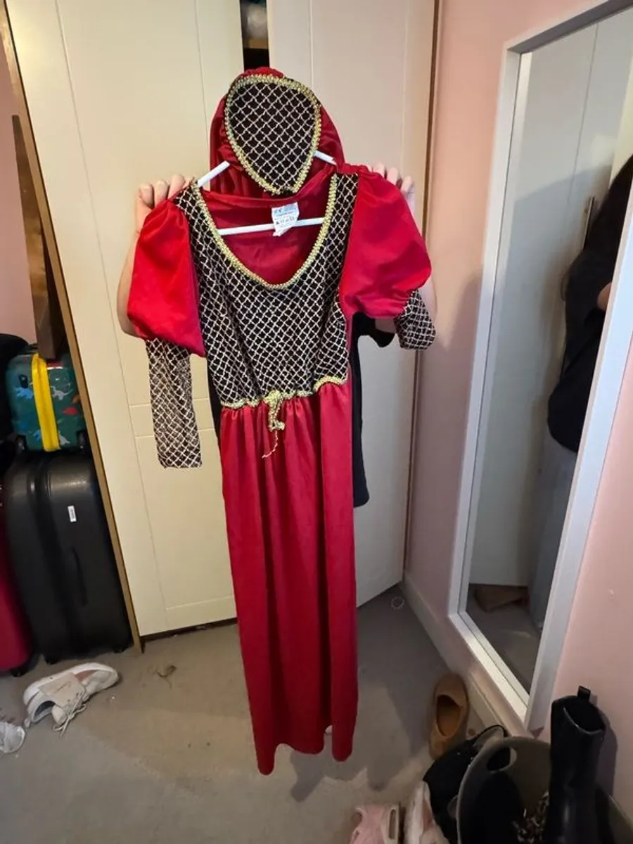 Kids Halloween Costumes 5 each - Image 4