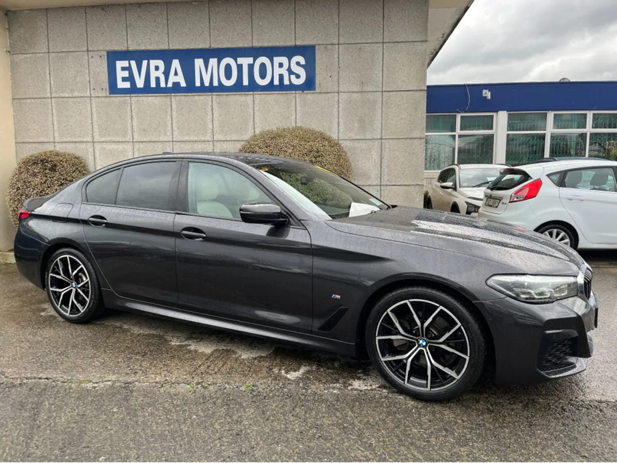 BMW 5-Series 520D M-SPORT 2.0 DIESEL MHEV //WINTER - Image 3