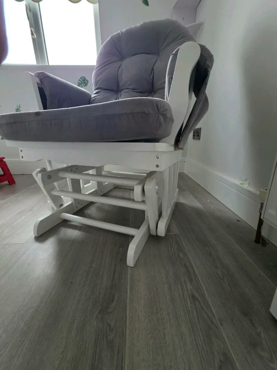 Rocking Chair - Image 3