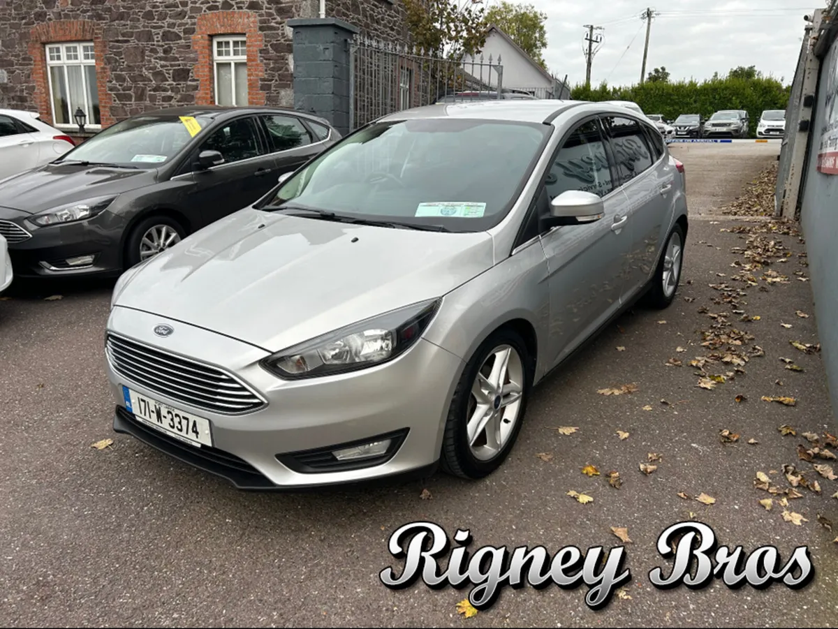 Ford Focus 1.5 TDCI ZETEC EDITION 1 120PS 5DR - Image 3