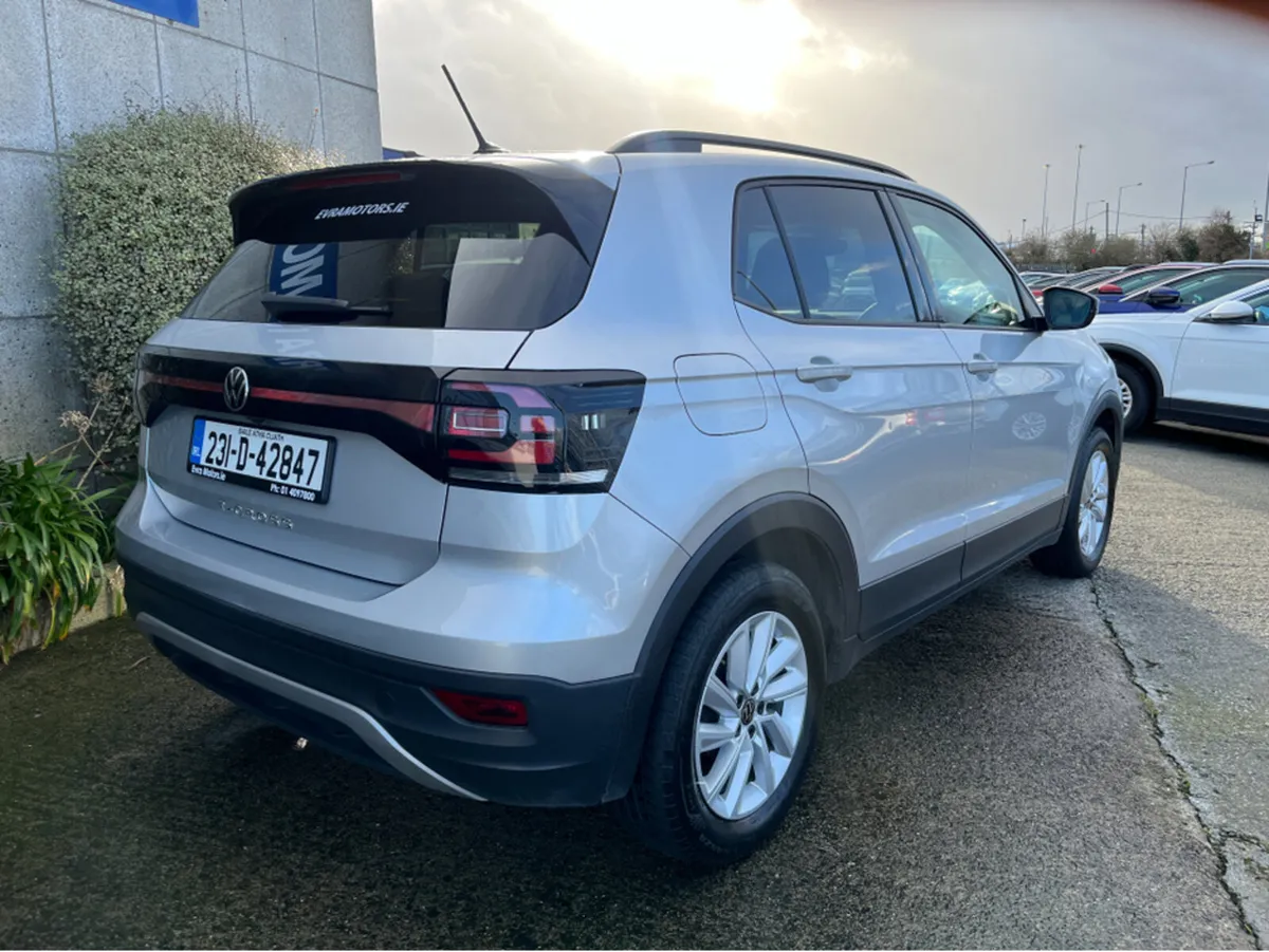 Volkswagen T-Cross LIFE 1.0 TSI PETROL - Image 4