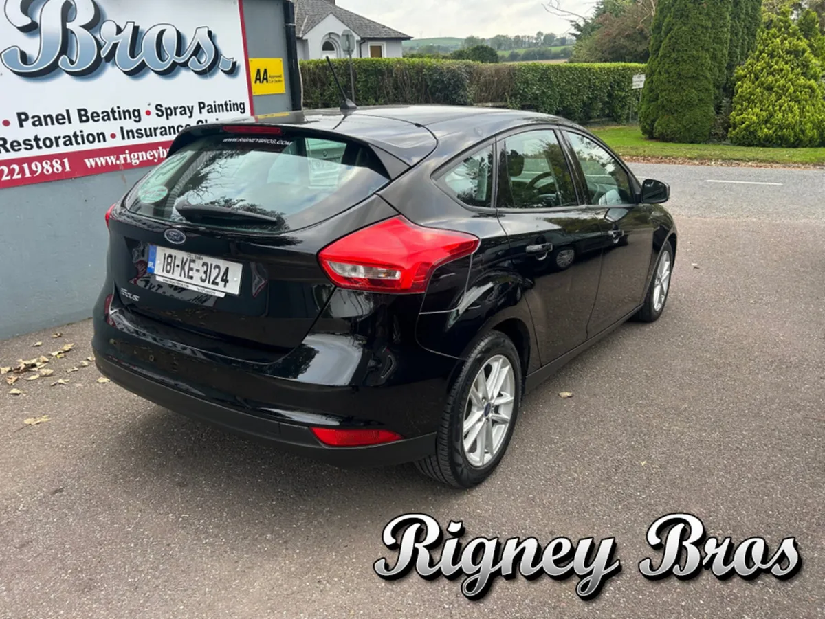 Ford Focus STYLE 1.5 TD 6SPEED - Image 4