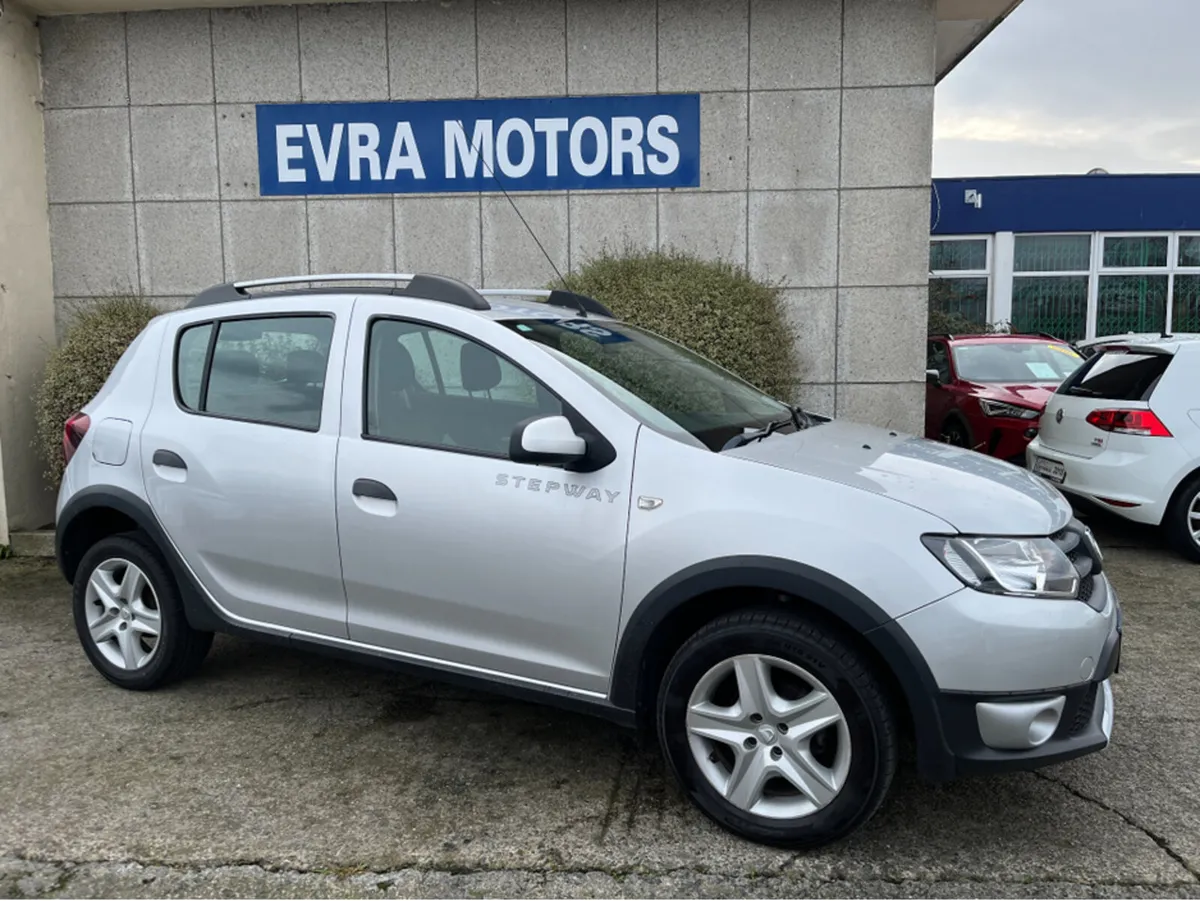 Dacia Sandero Stepway ALTERNATIVE 1.5 DIESEL - Image 3