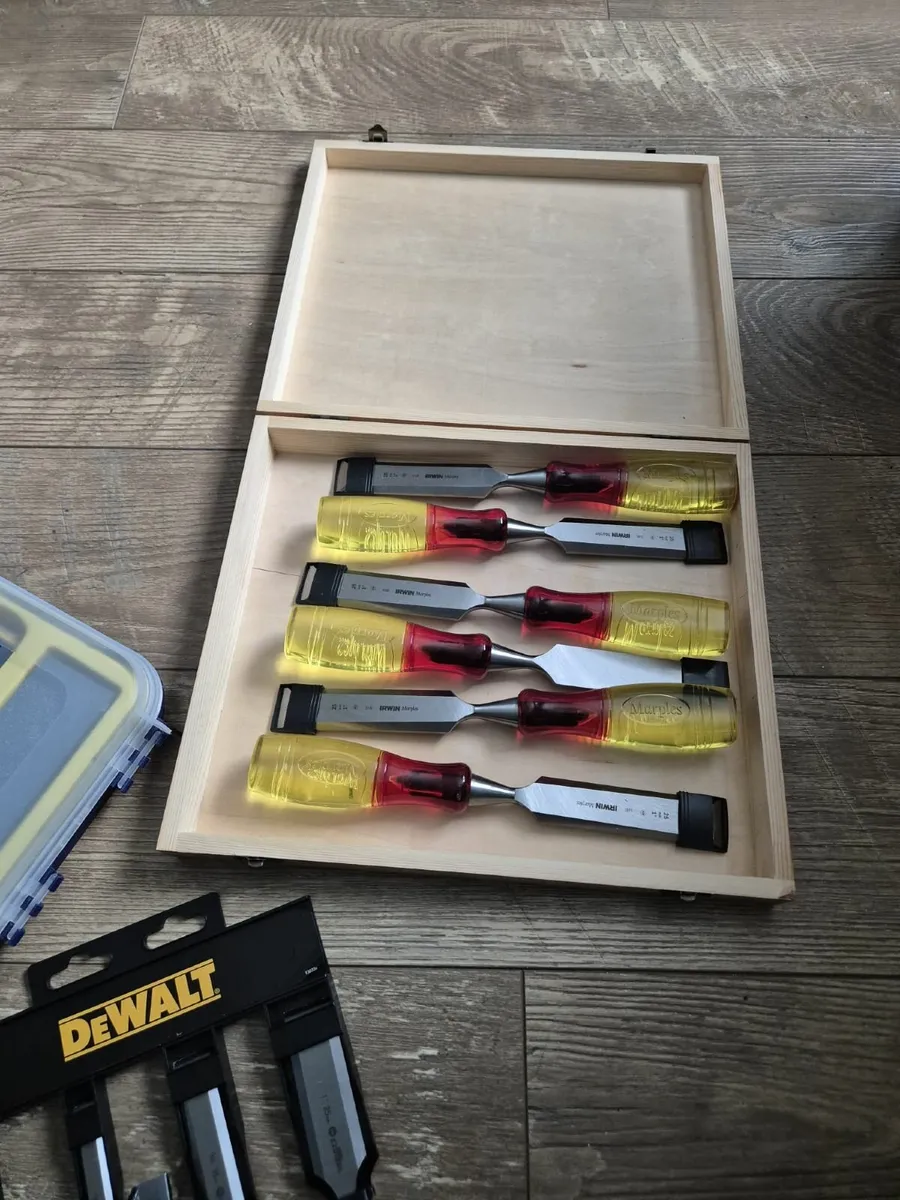 Chisel Sets/Bosch grinder - Image 3