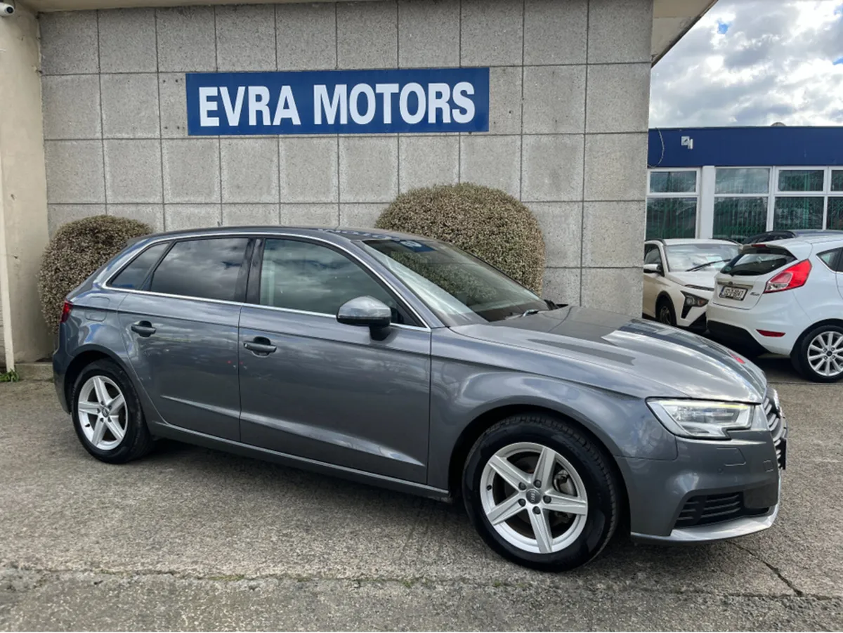Audi A3 SB AUTOMATIC 1.4 PETROL //KEYLESS ENTRY//A - Image 2