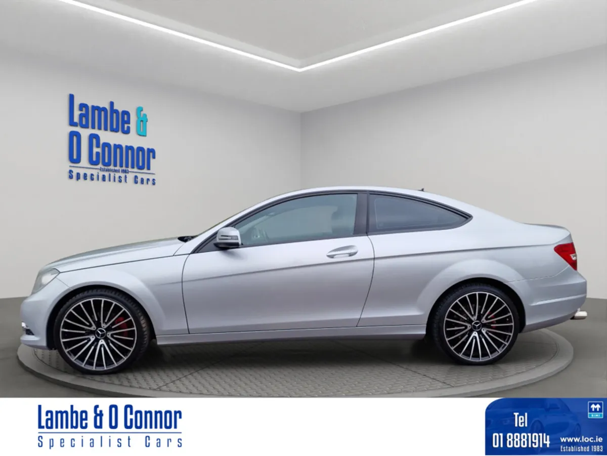 Mercedes-Benz C-Class C220 CDI COUPE *** ALLOYS ** - Image 2