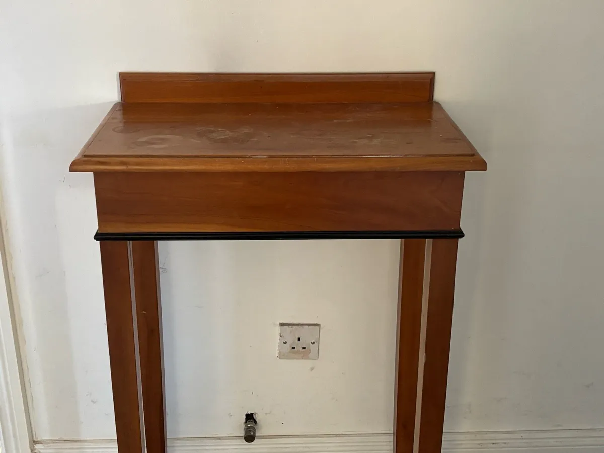 Console Table - Image 1