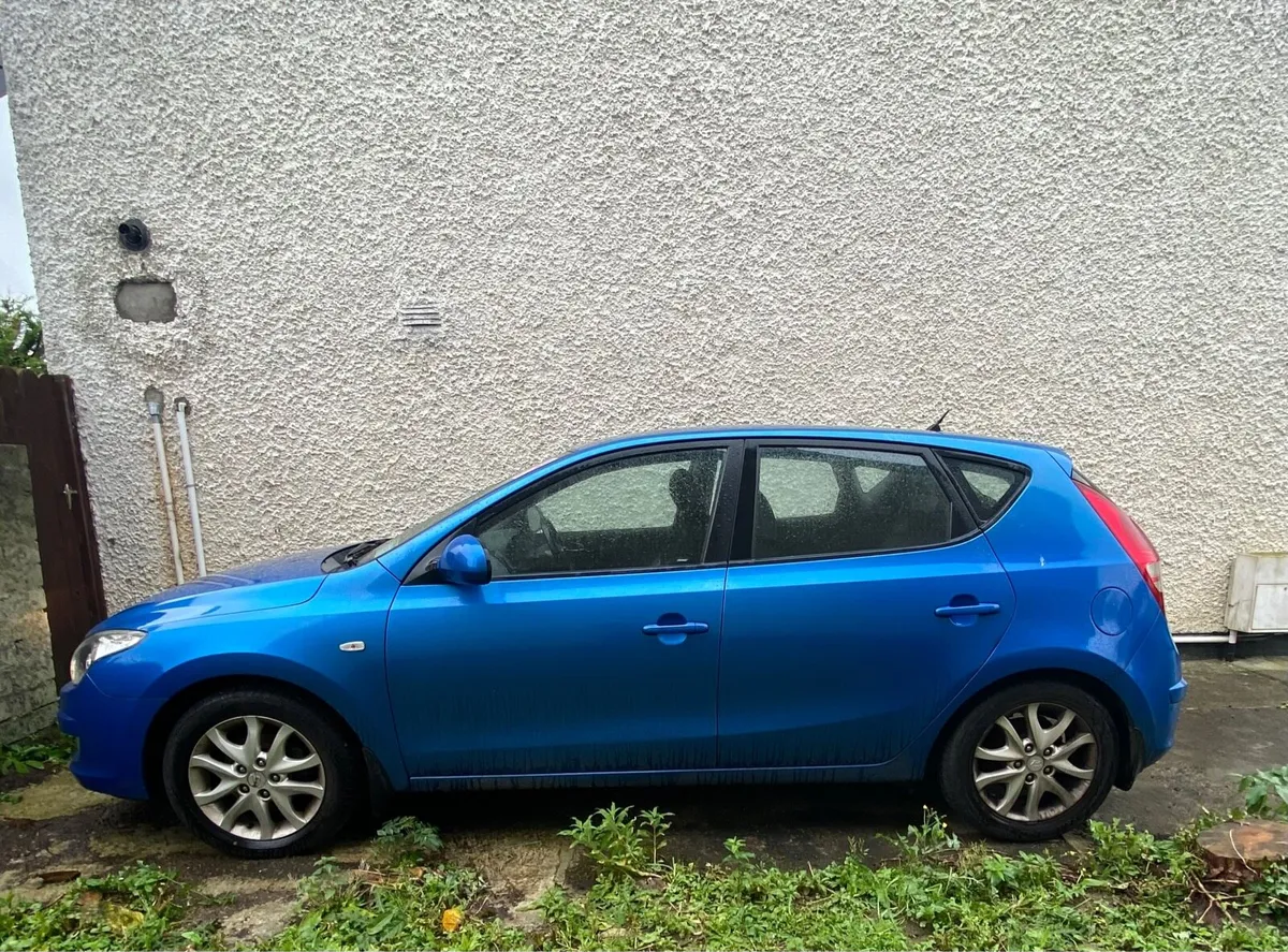Hyundai I30 AUTOMATIC - Image 1
