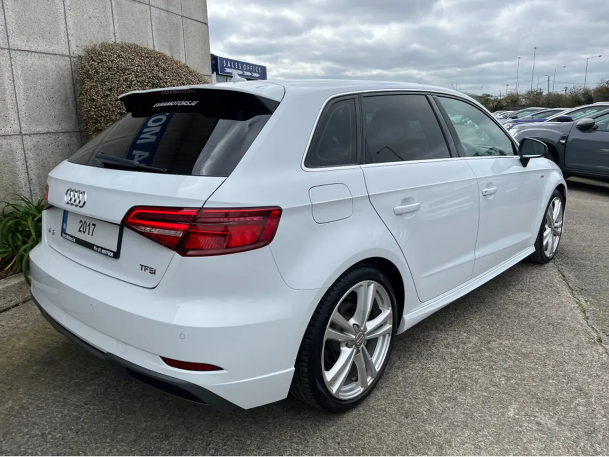 Audi A3 S-LINE SB AUTOMATIC 1.4 PETROL //HIGH SPEC - Image 4