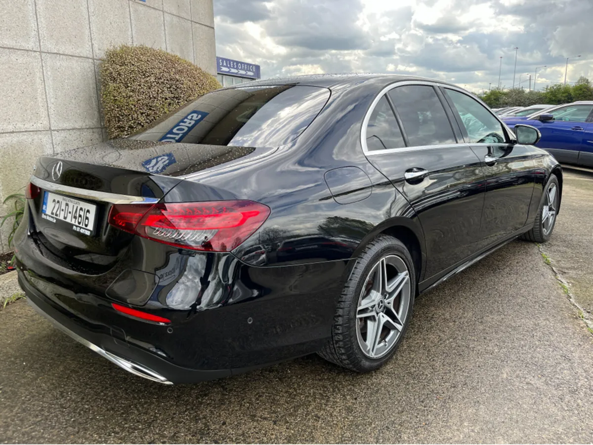 Mercedes-Benz E-Class E300e AMG 2.0 PETROL PLUG IN - Image 4