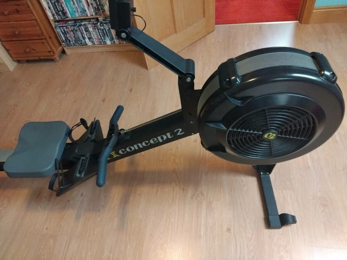 Concept 2 rowing machine - Image 1