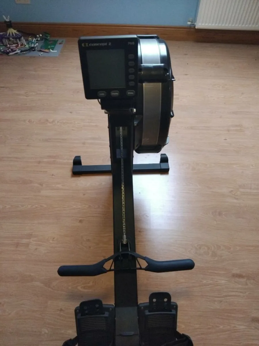 Concept 2 rowing machine - Image 4