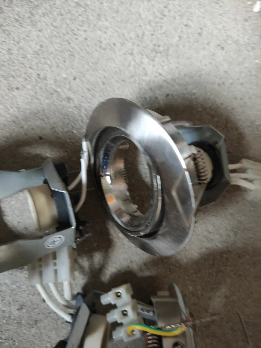 New silver wall /ceiling spotlights 14 each - Image 1