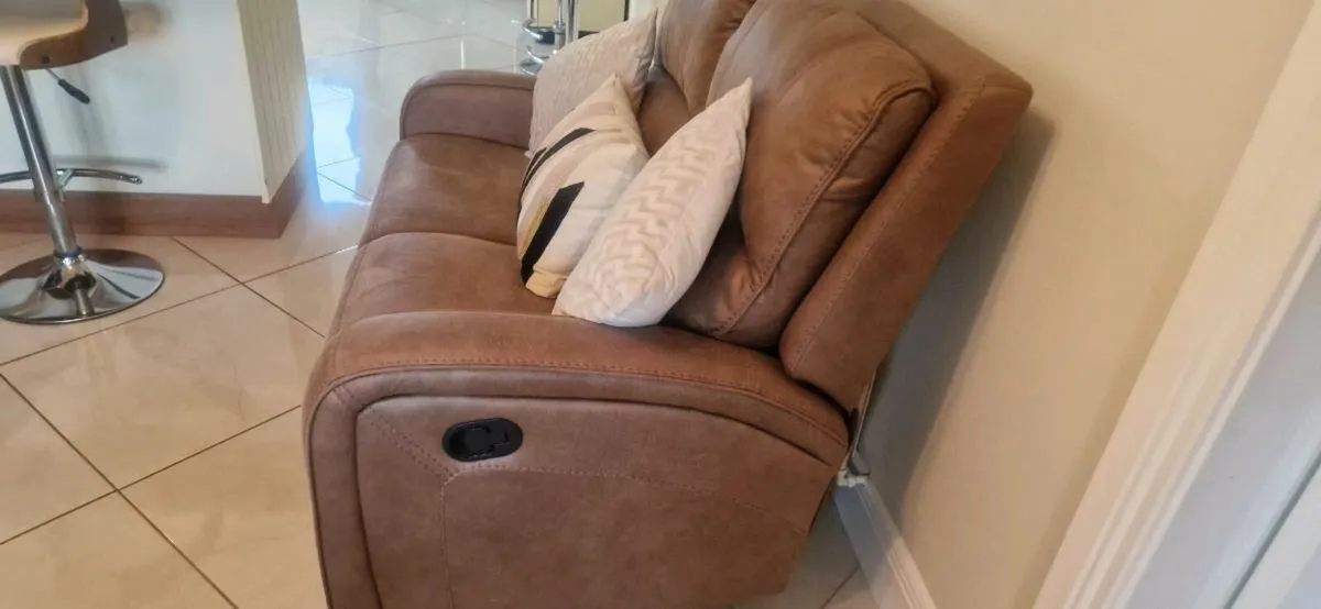 3seater & 2 seater couch - Image 2