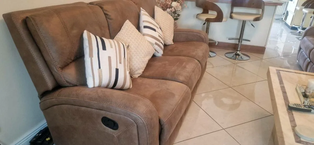 3seater & 2 seater couch - Image 4