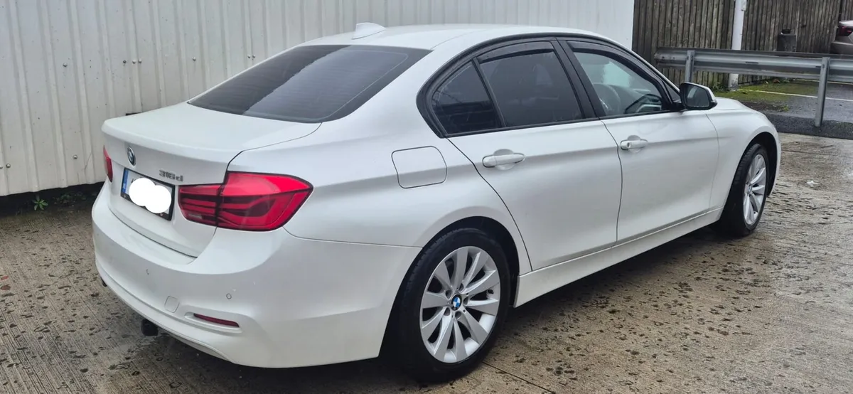 BMW 316D (LOW MILEAGE) MINT CONDITION - Image 3