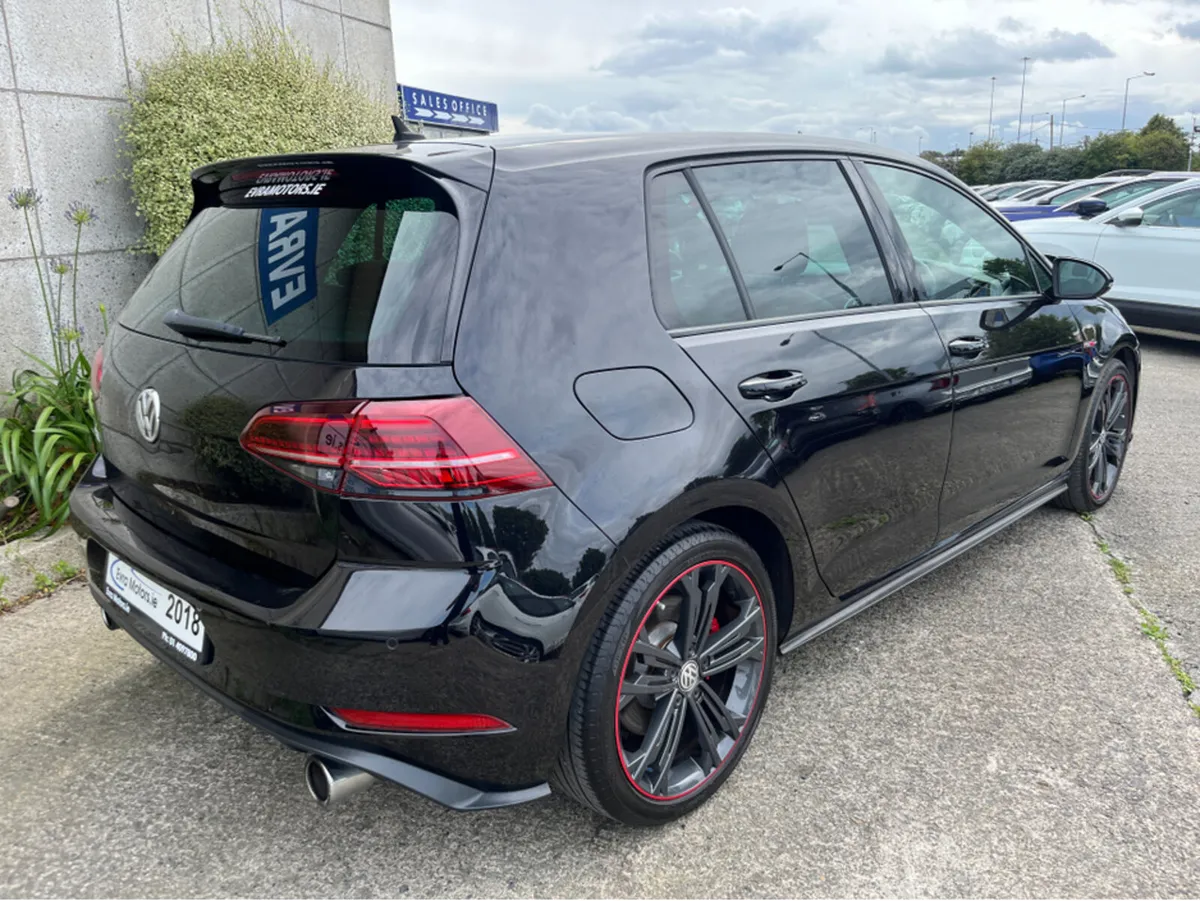 Volkswagen Golf GTI AUTOMATIC 2.0 PETROL //FULL LE - Image 4
