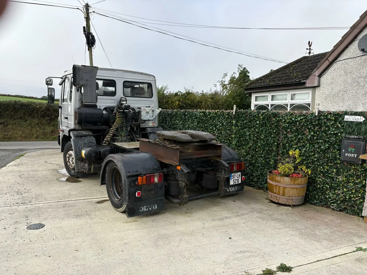 Volvo FL6 - Image 2