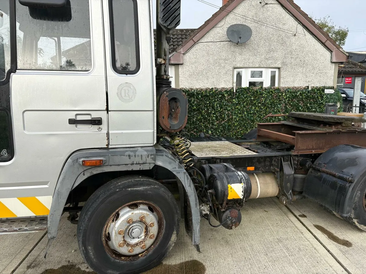 Volvo FL6 - Image 3
