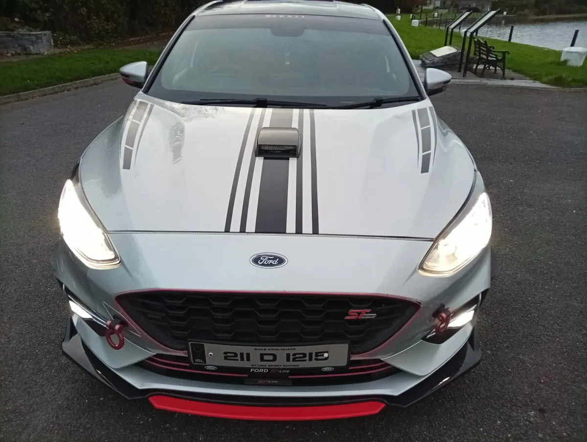 FORD FOCUS 211' ST-LINE X SPORT EDITION (€17,500) - Image 1