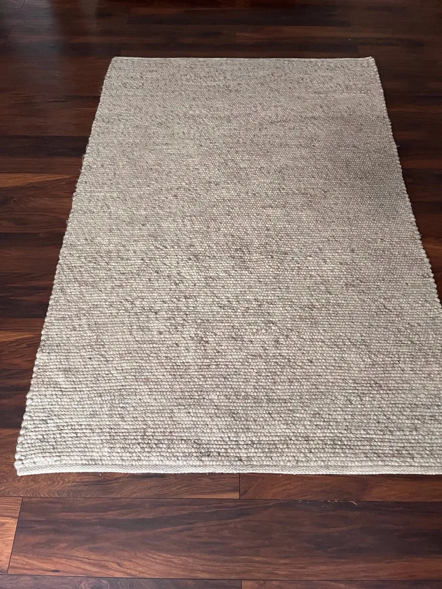 Top quality handwoven oriental rugs (2) - Image 2