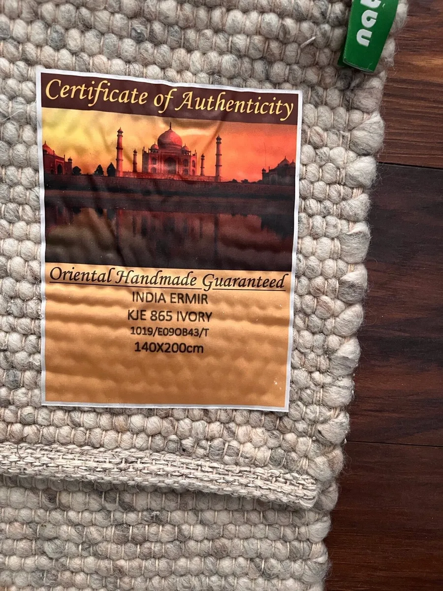 Top quality handwoven oriental rugs (2) - Image 4