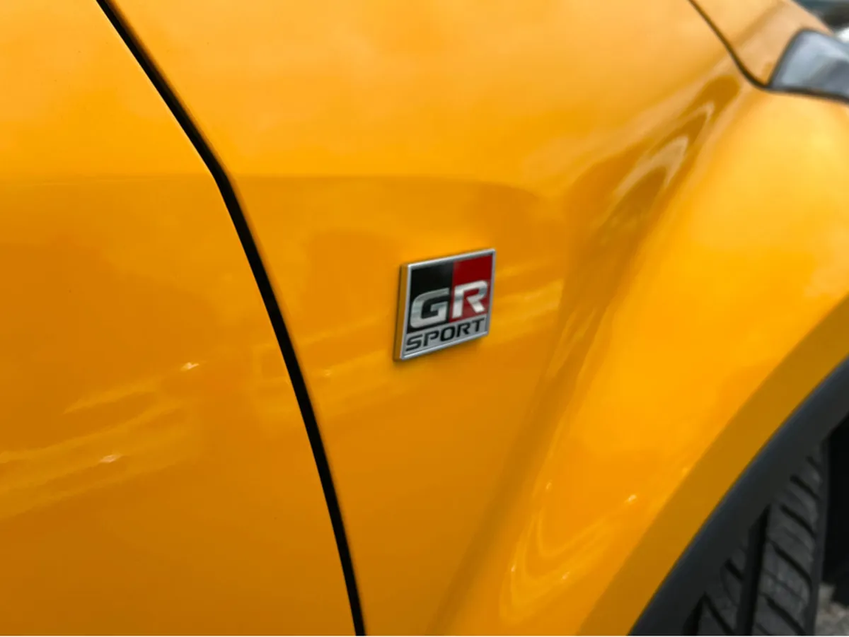 Toyota C-HR GR AUTOMATIC HYBRID 1.8 PETROL //HIGH - Image 4