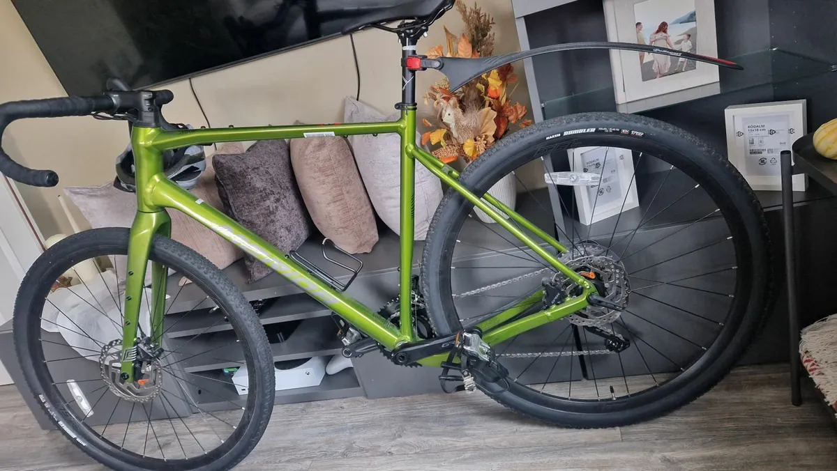 Merida Silex 400 Gravel Bike - Image 2