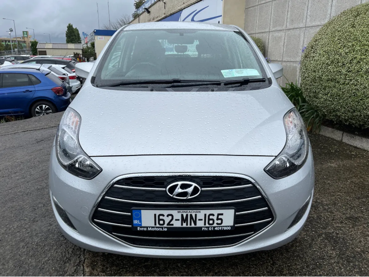 Hyundai ix20 DELUXE 1.4 DIESEL //LOW MILES// - Image 2