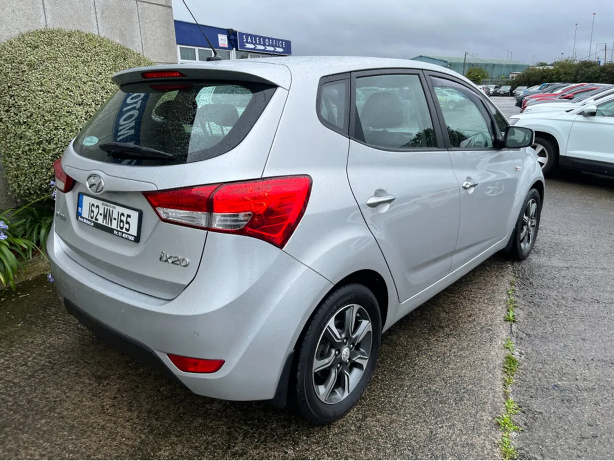 Hyundai ix20 DELUXE 1.4 DIESEL //LOW MILES// - Image 4