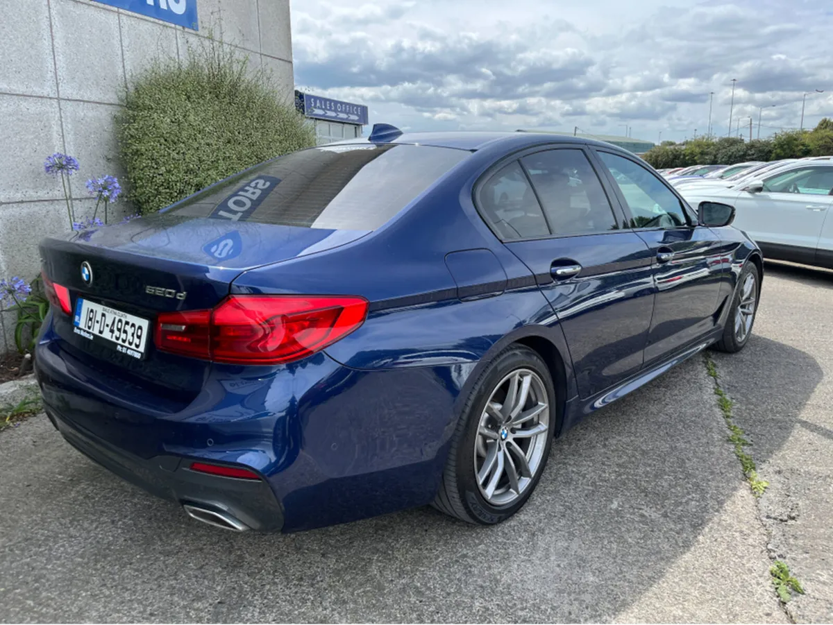 BMW 5-Series 520D M-SPORT XDRIVE 2.0 DIESEL //REVE - Image 4