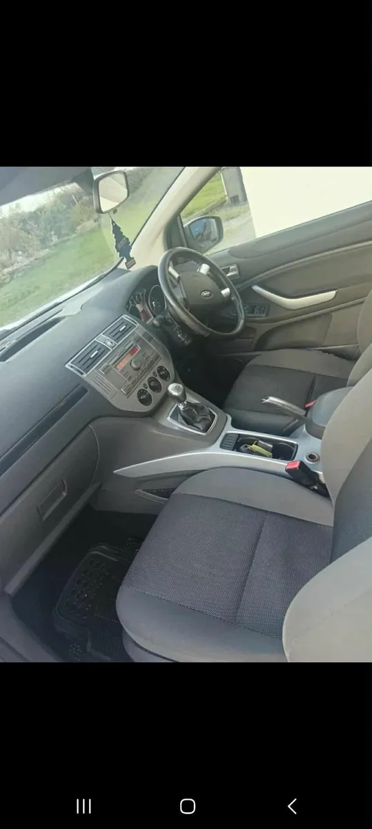 Ford Kuga 2013 - Image 2