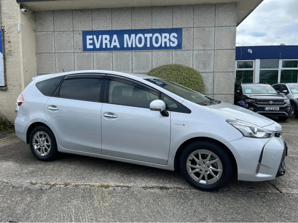 Toyota Prius 7 SEATER AUTOMATIC HYBRID 1.8 PETROL - Image 2