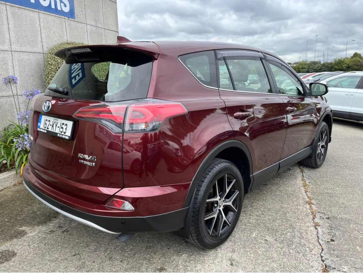 Toyota RAV4 2.5 HYBRID LUNA SPORT PETROL //HIGH SP - Image 4