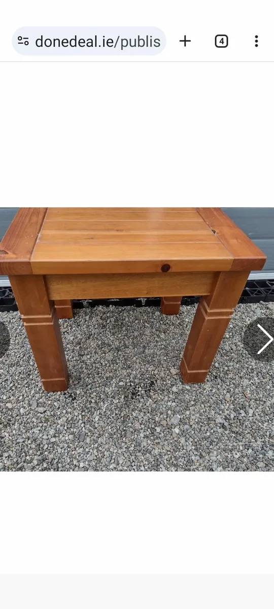 Clean solid wood coffee table - Image 3
